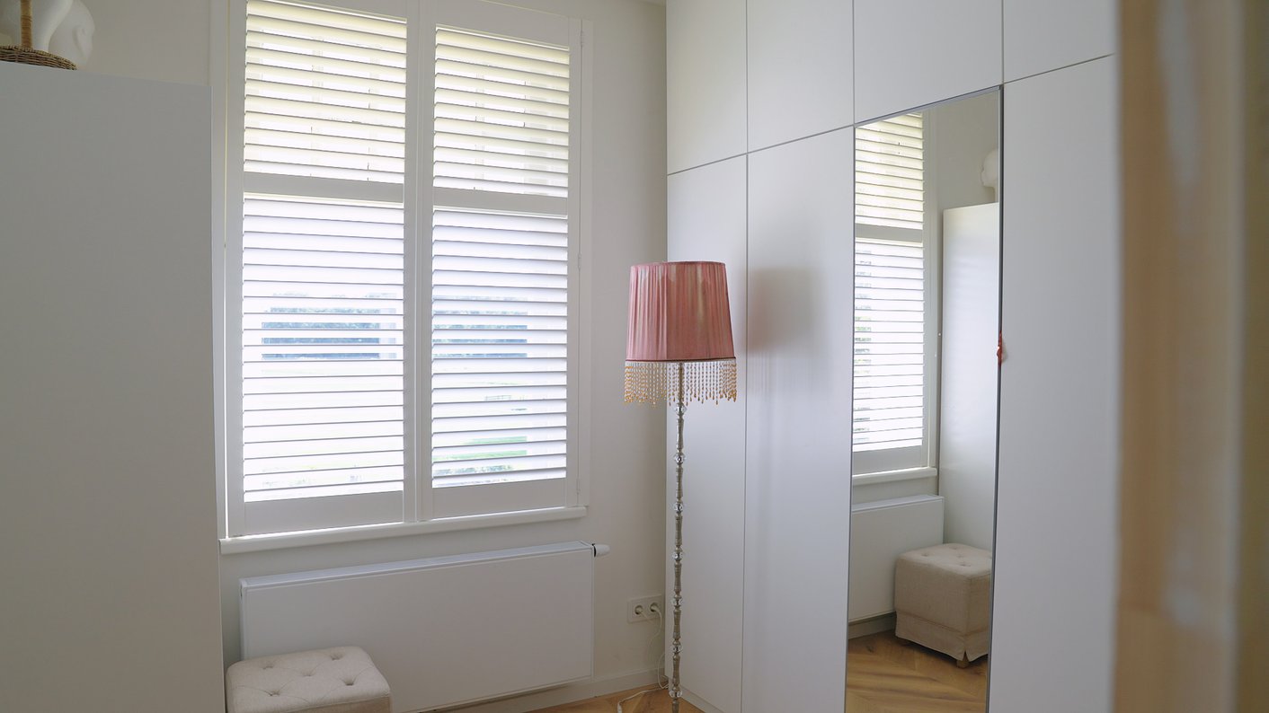 Walk-in closet van Trijntje Oosterhuis