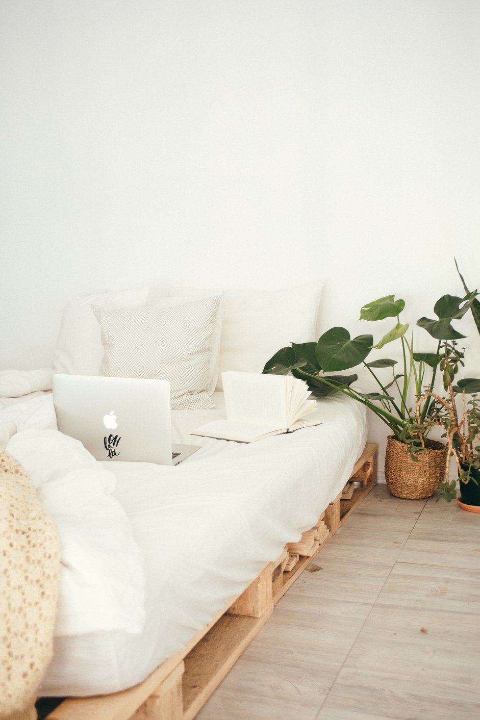 Urban jungle slaapkamer inspiratie