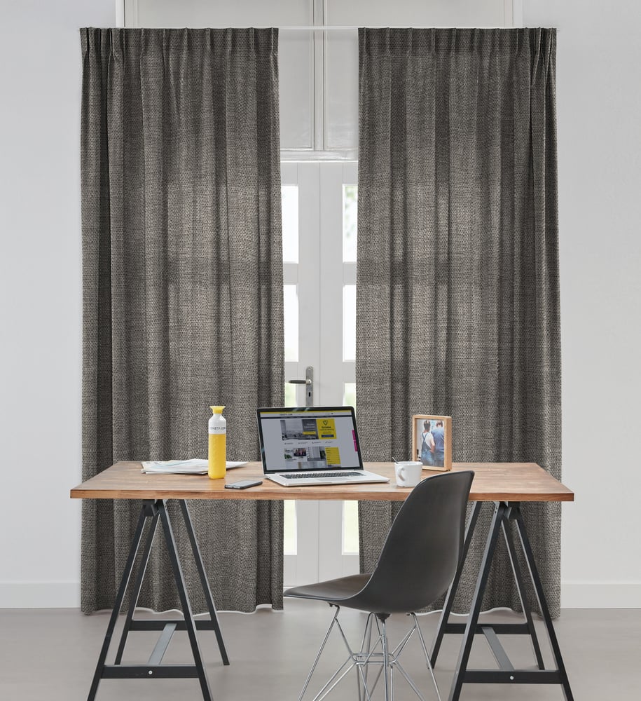 Semitransparent gardin - Maddison Day Antracit VMASDG26