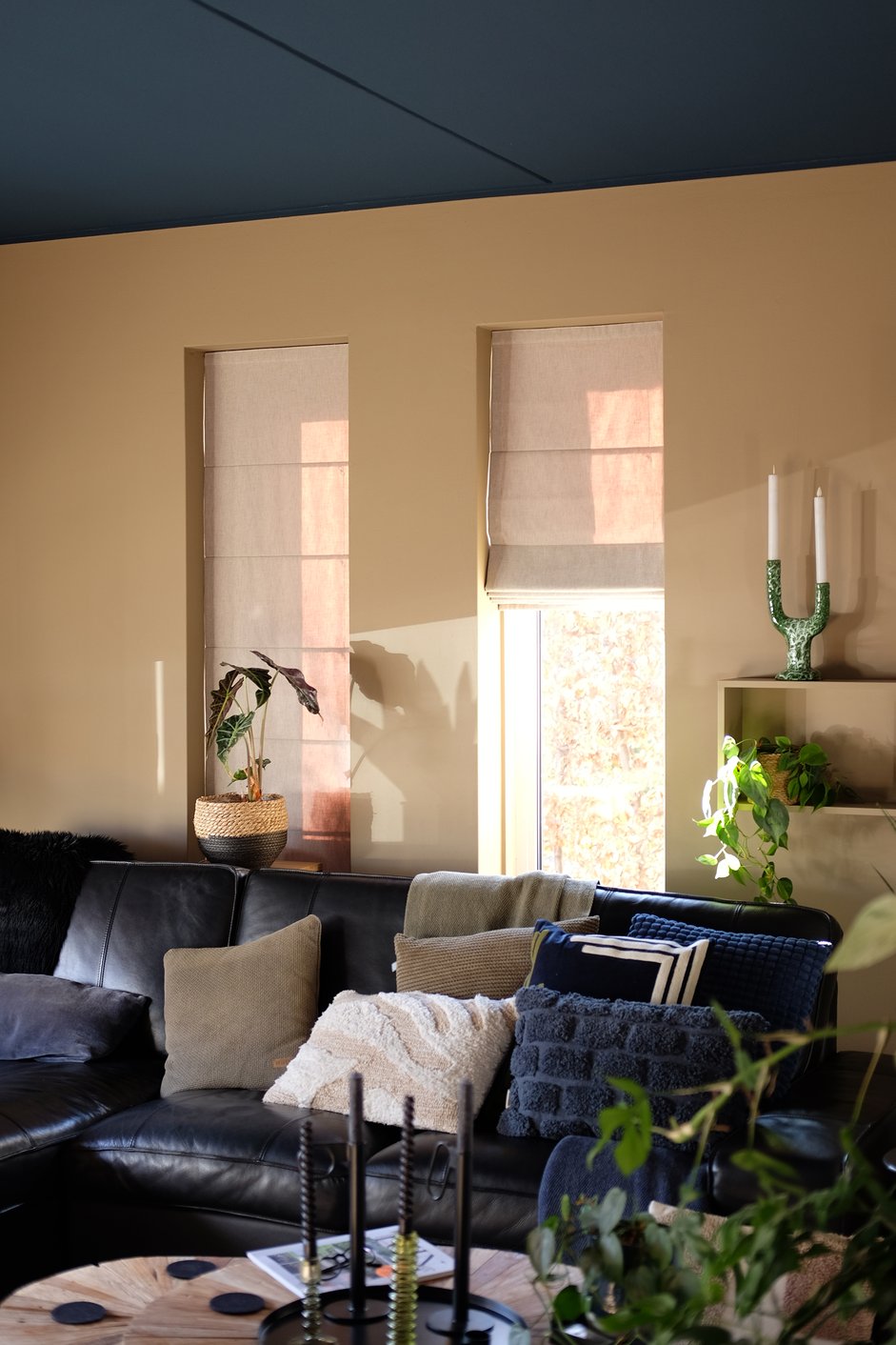 Vouwgordijnen in een eclectisch interieur