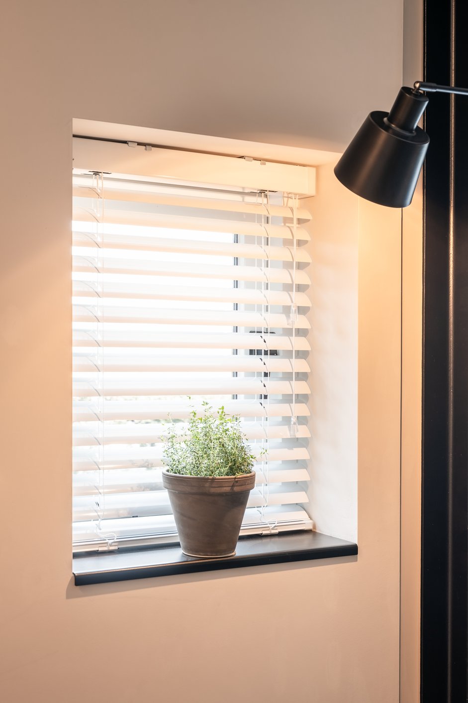 Witte aluminium jaloezie 50mm