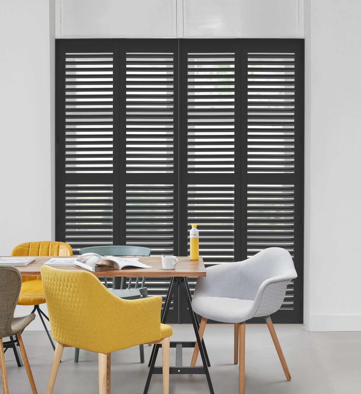 Shutters Bright Wood Op Maat - Gray Black BW017 - Veneta.com