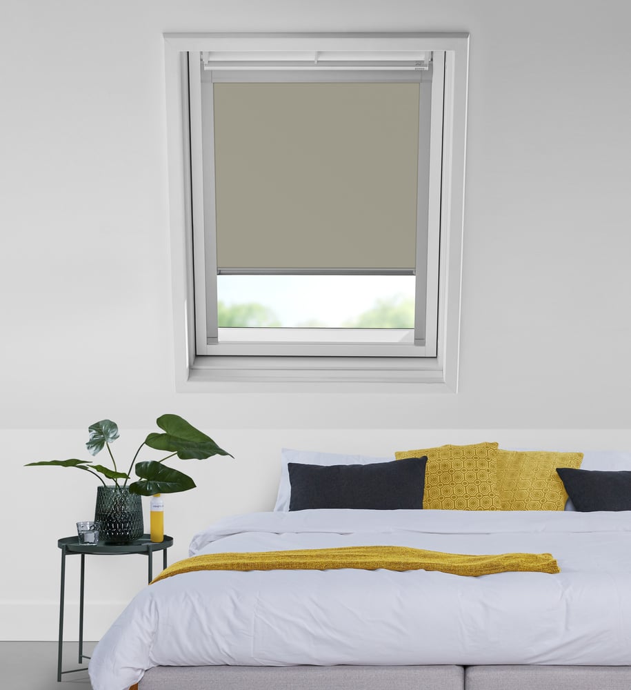 Tagvindue rullegardin til VELUX® - Greige VE7673