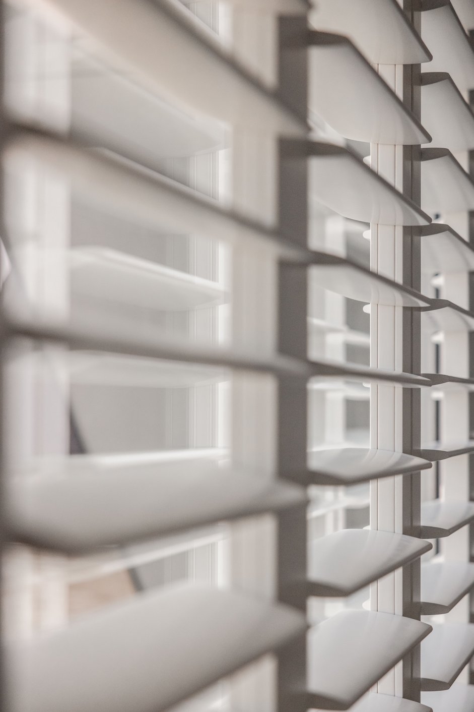 Vouwrail shutters wit