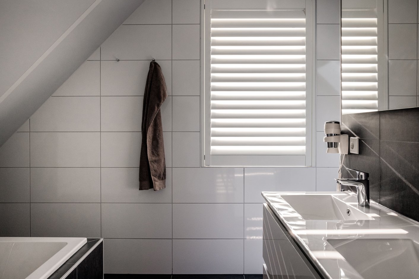 Waterproof shutters in de badkamer