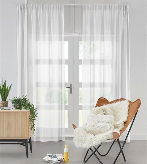 Witte vitrage op maat