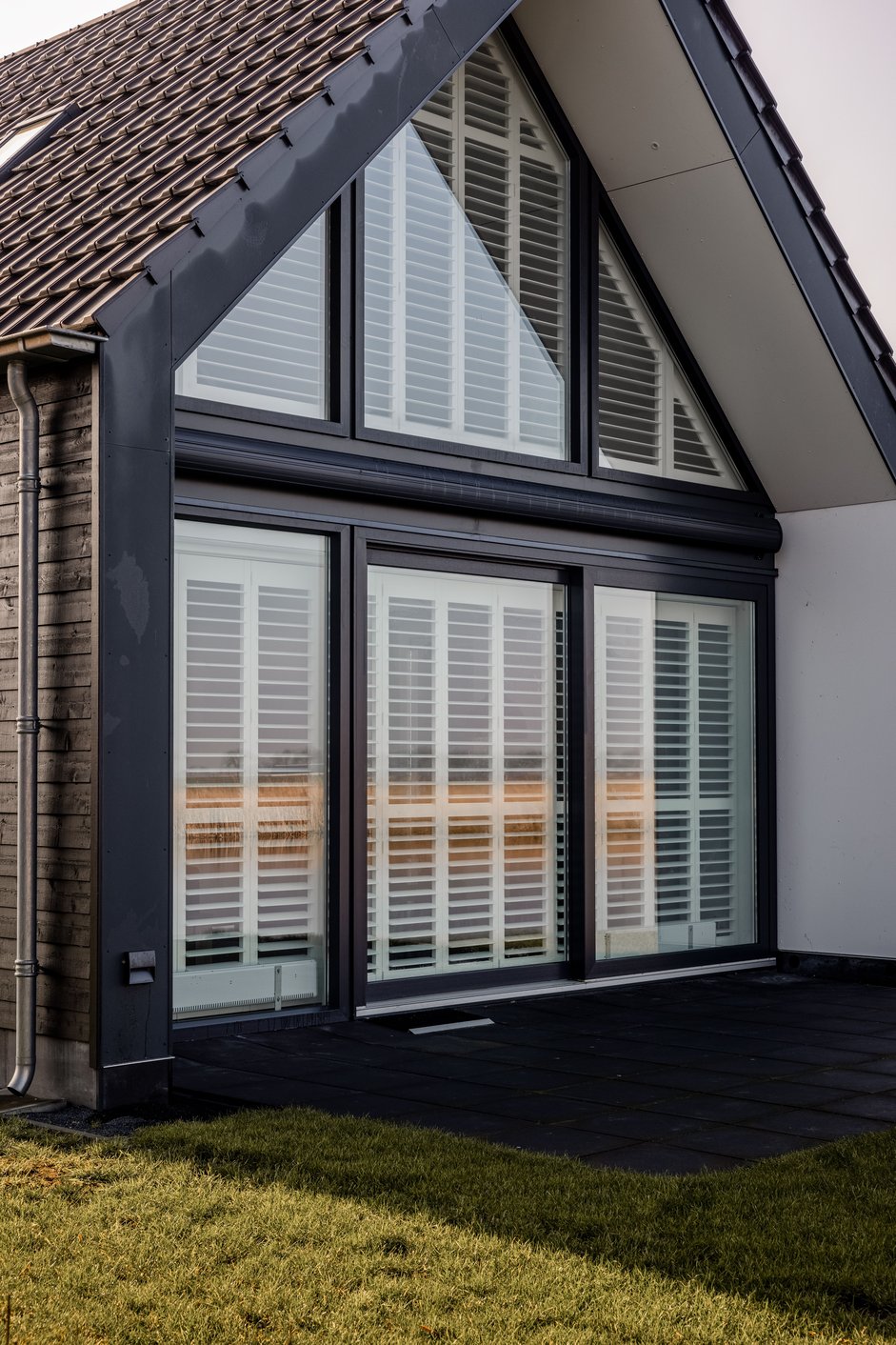 Shutters speciale vormen vanaf buiten