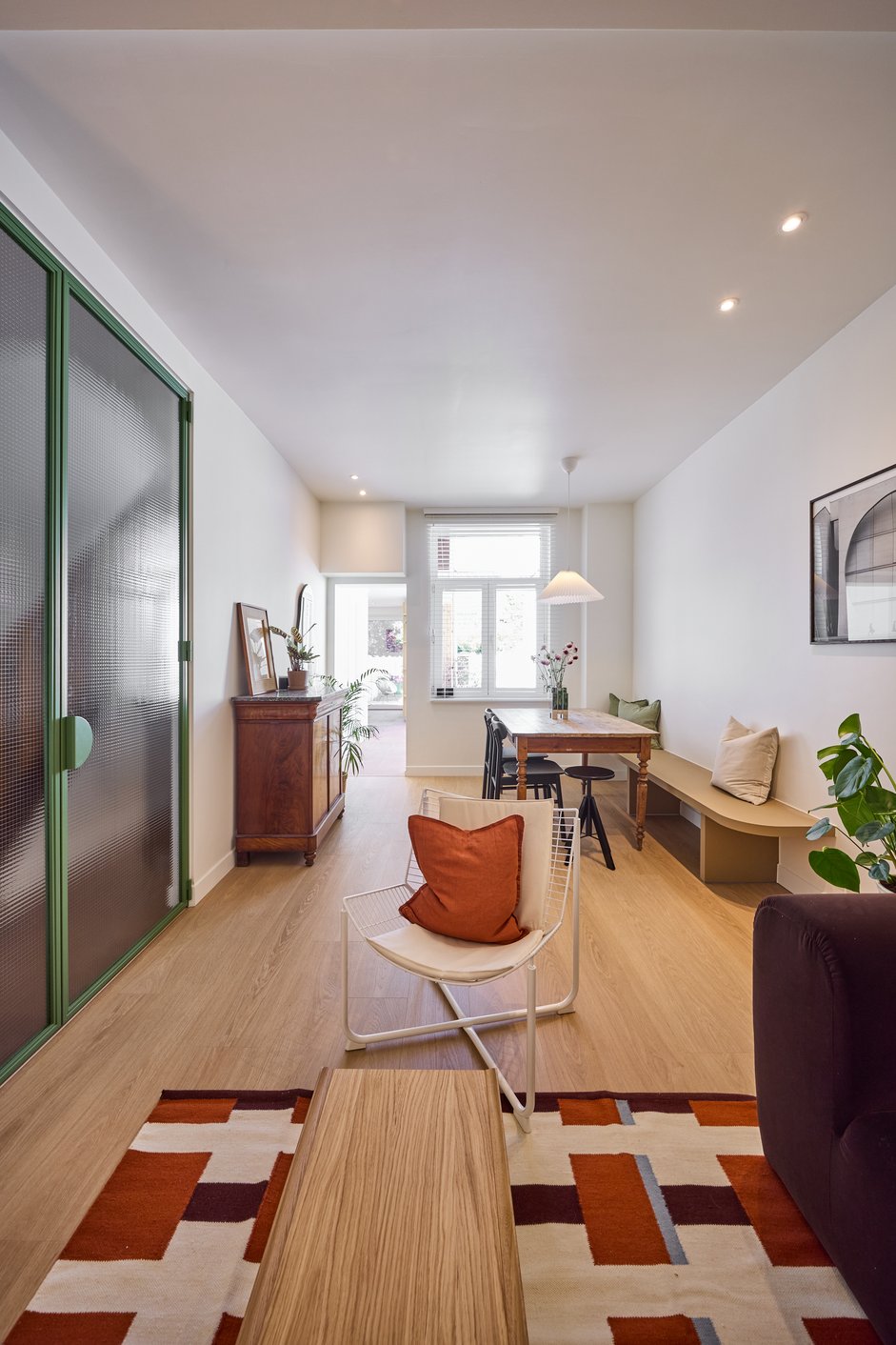Houten jaloezie in de eetkamer