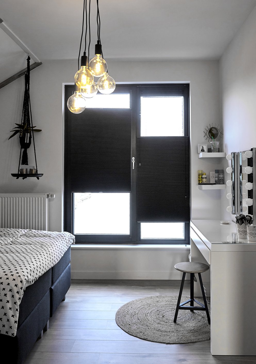 Isolerende plisségordijnen in slaapkamer